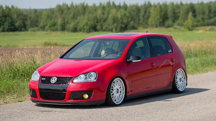 Volkswagen Golf GTI: История иконического хот-хэтча